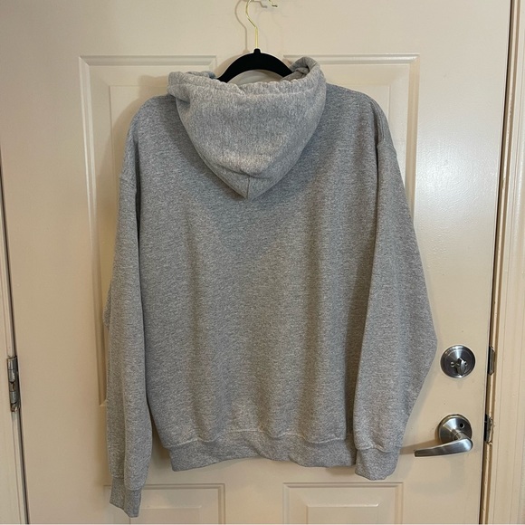 New Gildan medium hooded sweatshirt “taken” embroidered pink lettering feature - Picture 7 of 9